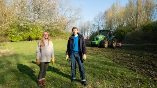 Patrick and Justine on the flax field in 2021